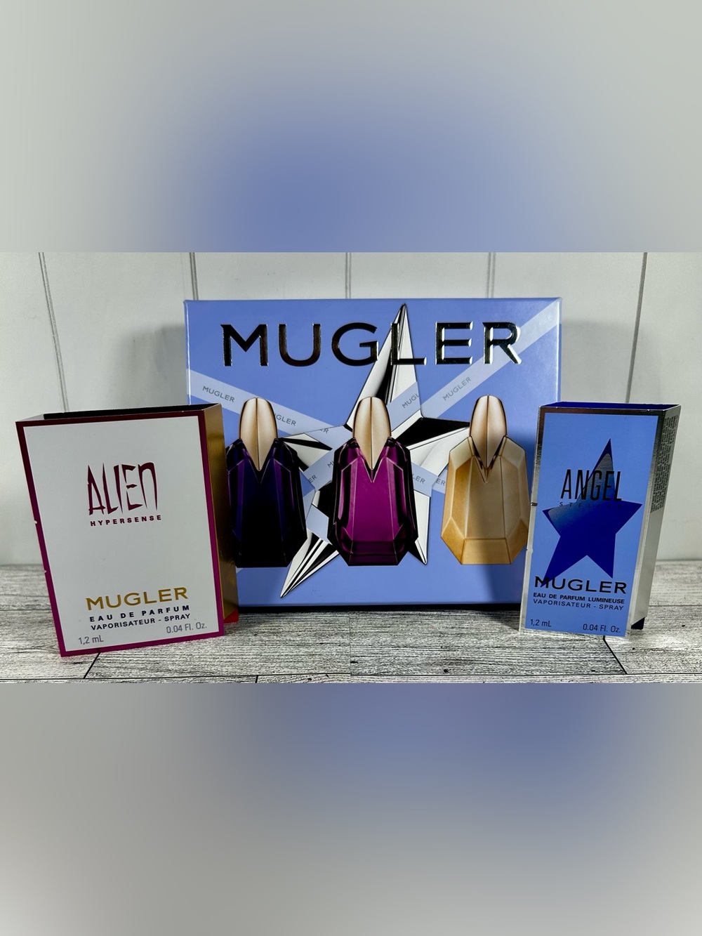 3PC Mugler Alien Eau de Parfum Mini Set 3x 6 ml/0.2 oz New In Box w/2 Samples